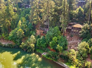 11723 Summerhome Park Rd, Forestville, CA 95436