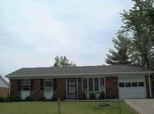 10007 E Catalina Dr, Indianapolis, IN 46235