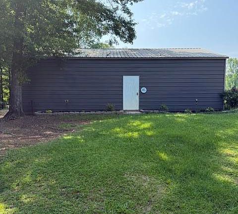 5th image of 108 Bradford Rd