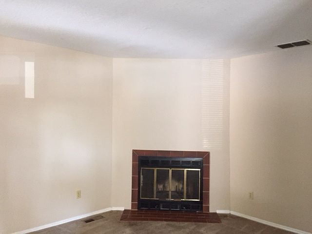 Living Room with fireplace