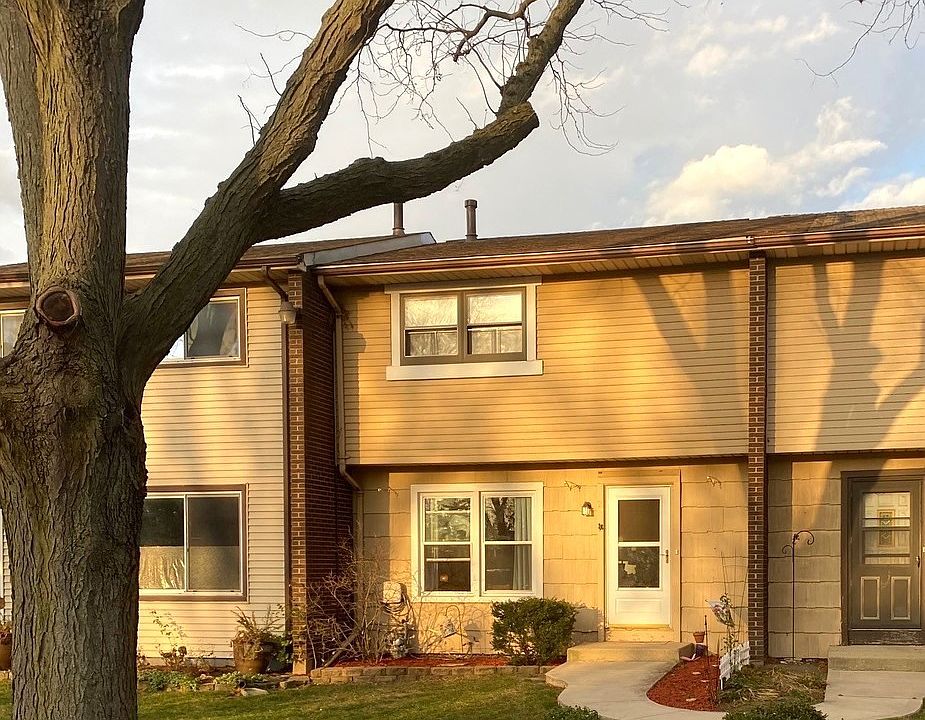 1st image of 24 Washington Ct