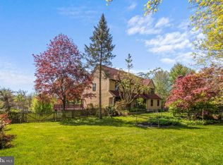 525 N Shady Retreat Rd, Doylestown, PA 18901