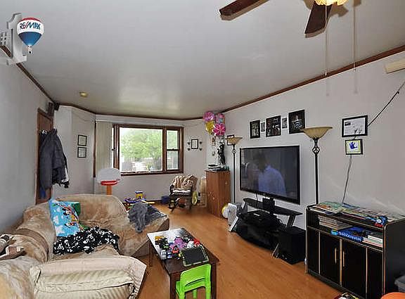 2nd image of 4036 N Moody Ave