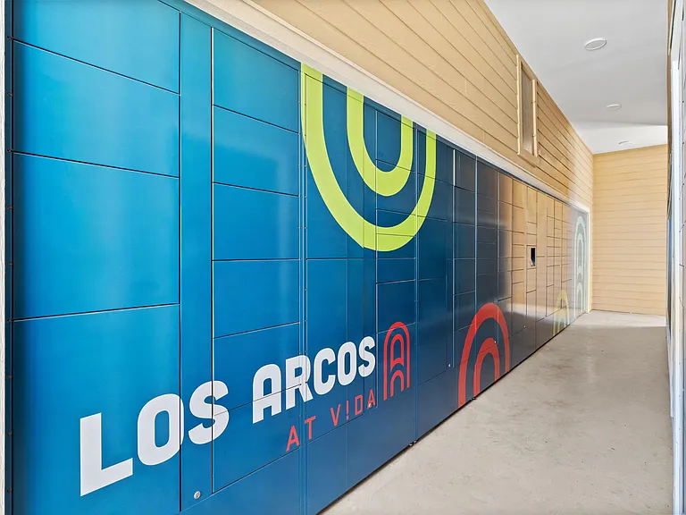 Los Arcos at Vida — Photo 31