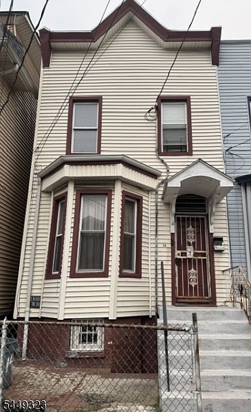 1st image of 14 Wakeman Ave