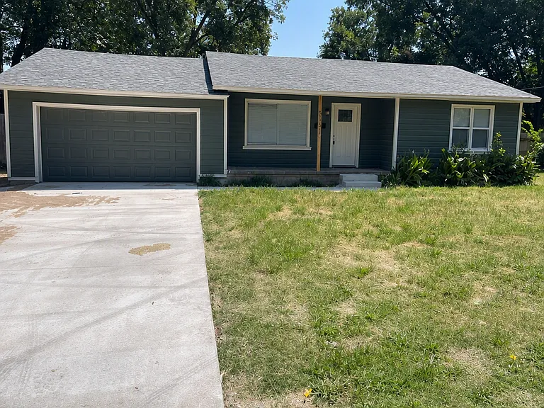 5341 S Delaware Pl — Photo 1