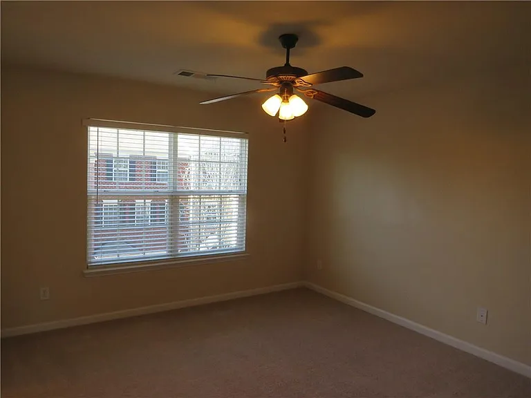 2240 Landing Ridge Dr #61 — Photo 7