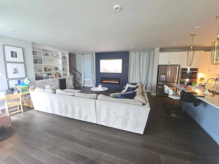 113 Tuscany Dr — Photo 6