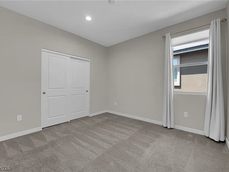 10254 Kesington Dr — Photo 27