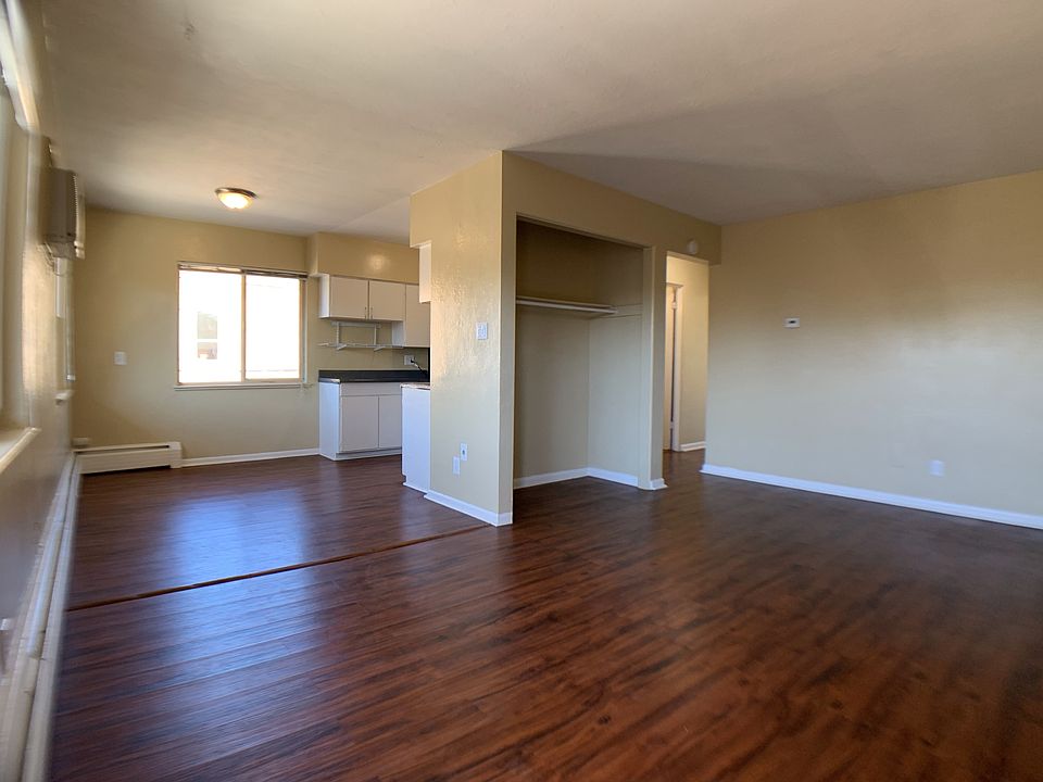 1st image of 2451 S Gaylord St APT 8