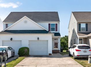 5706 Osprey Cove Dr, Raleigh, NC 27604