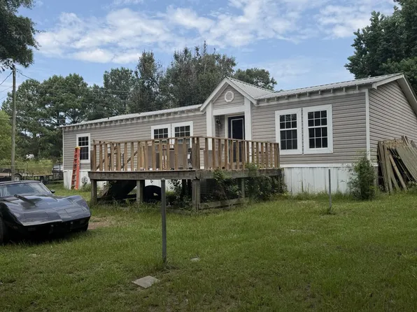 8540 W Pkwy S, Lauderdale, MS 39335