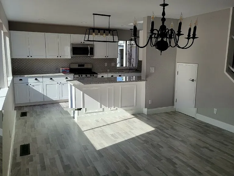1272 Skylark St — Photo 7