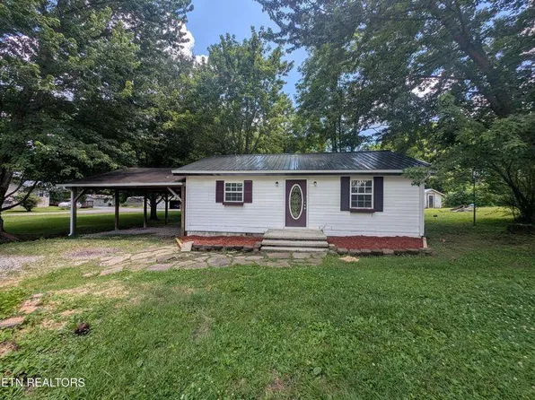 1014 Frank Campbell Rd, Jamestown, TN 38556