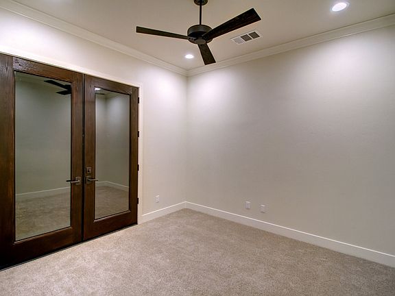 5th image of 10789 N Matus Ave
