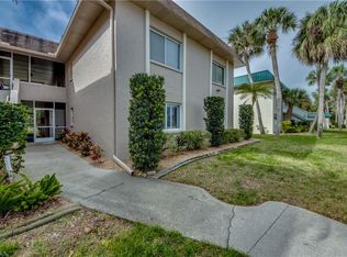1699 Golf Club Dr APT 4, North Fort Myers, FL 33903