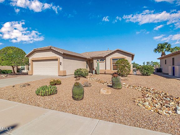3rd image of 3410 E TORREY PINES Lane E