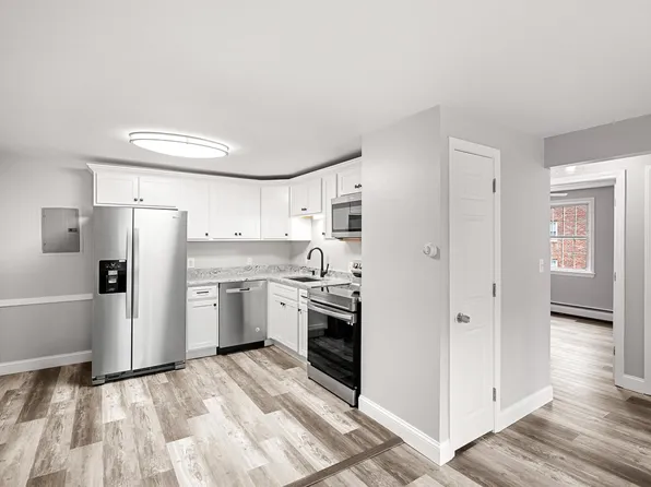 99 East Broadway Street #2, Derry, NH 03038