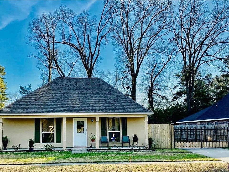 1st image of 8020 Carlton Roberts Blvd