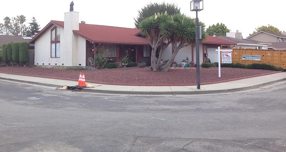 1st image of 407 Compass Dr