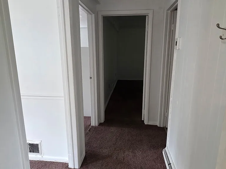 200 Benton Ave #2 — Photo 7