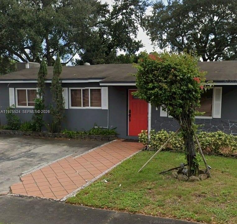 1st image of 7430 Douglas St