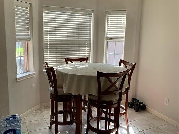 4th image of 11803 Brownwood Dr