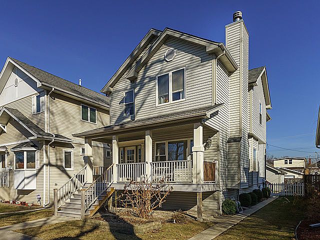 1st image of 918 Lathrop Ave