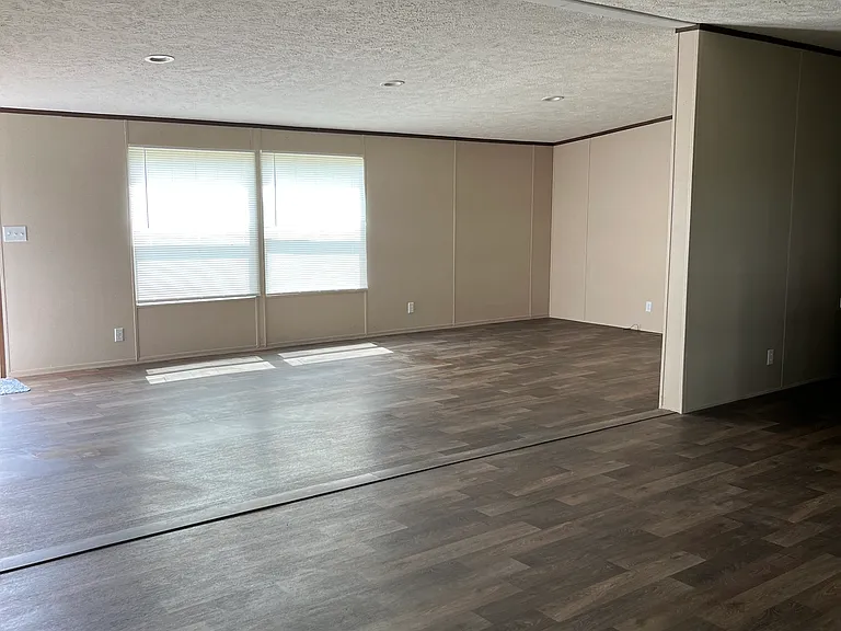 553 Providence Church Rd — Photo 9