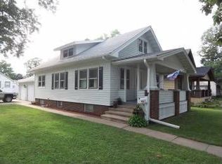 1626 J St SW, Cedar Rapids, IA 52404