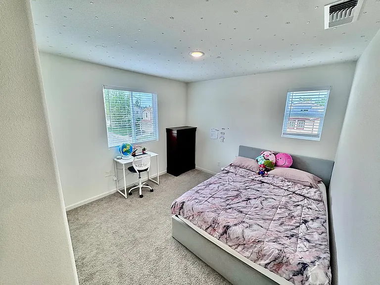 Kids bed room -1