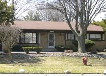 2nd image of 32539 Olde Franklin Dr