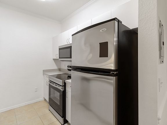 5th image of 3599 Conroy Rd APT 915