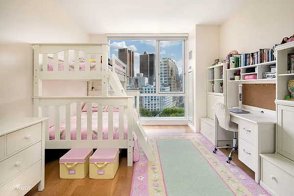 Rented by Corcoran | media 17