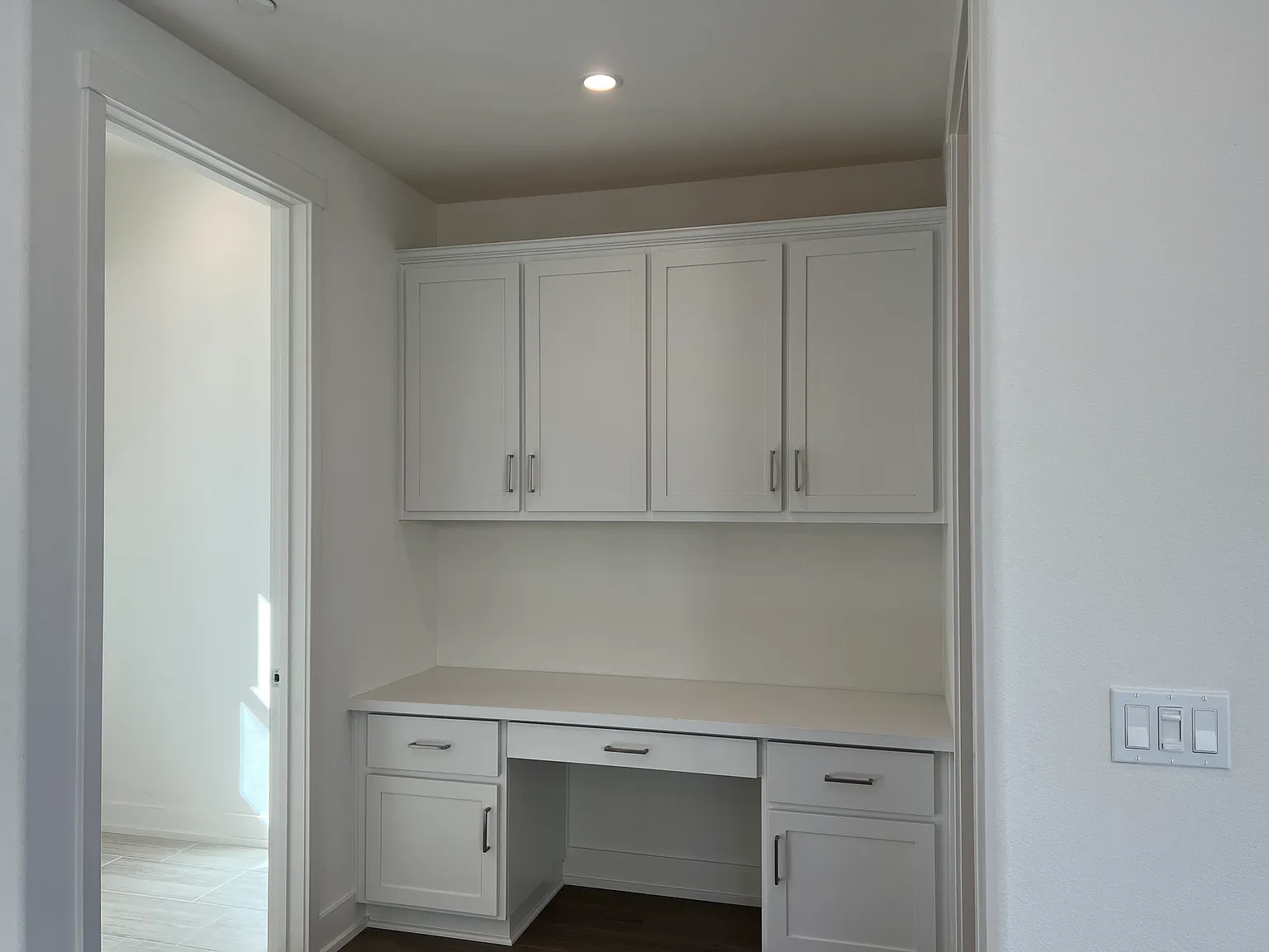 4 bed, 3.5 bath, 1980 sqft, $5,300 — Photo 2