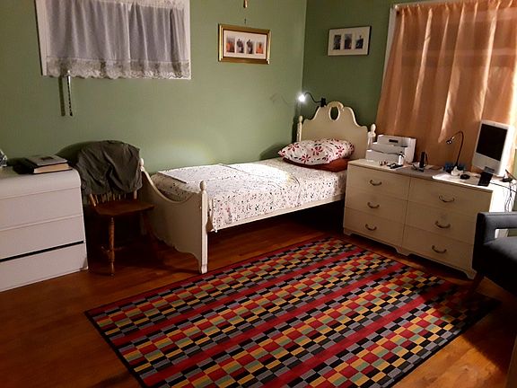 4th image of 9D Cedar St