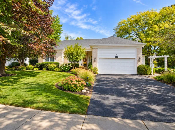 793 Lipizzan Ln, Wauconda, IL 60084