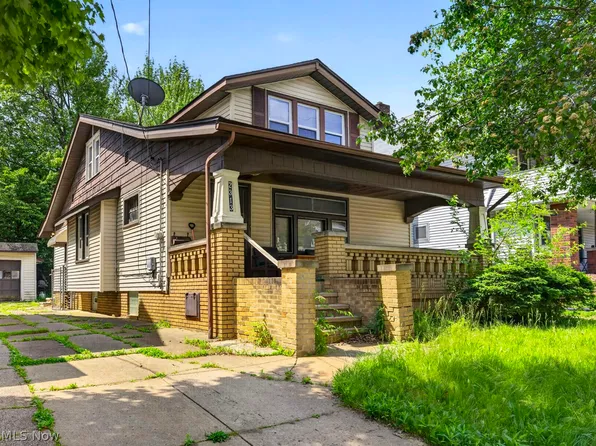 2313 Natchez Ave, Cleveland, OH 44109
