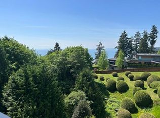 1350 Vidal St #401, White Rock, BC V4B5G6