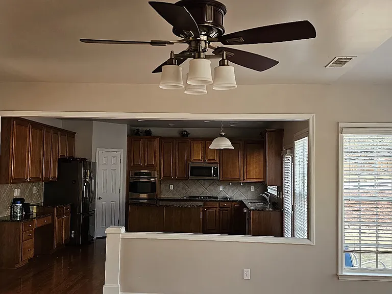 715 Pimlicon Pl — Photo 18