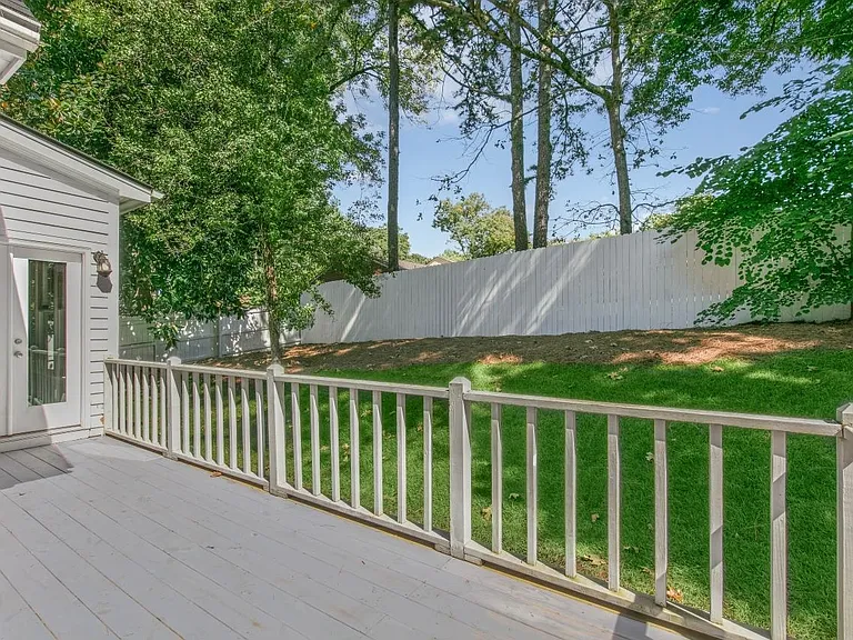 1212 Weldon Pl — Photo 36