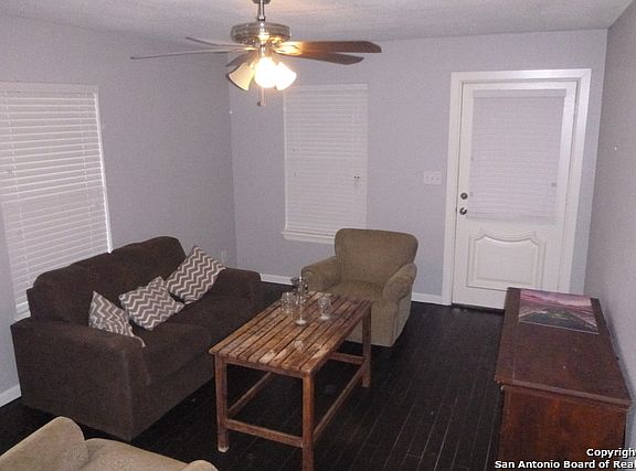 5th image of 1003 Flanders Ave