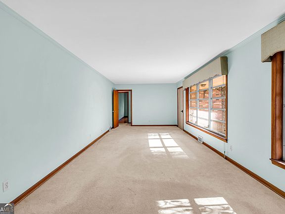 4th image of 2425 Melinda Ct