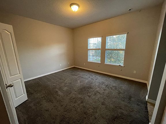 5th image of 10896 Spider Lily Dr