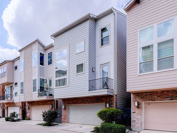 4th image of 3839 Harry Wurzbach Rd #3