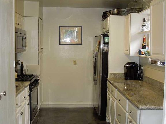 5th image of 5417 Camp St