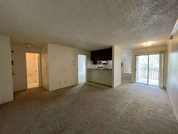4th image of 7506 Parkway Dr Unit 108