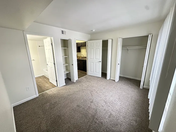 1 bed, 1.0 bath, 552 sqft, $1,395 — Photo 4