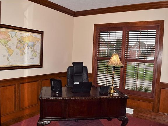 5th image of 109 Redmond Ct