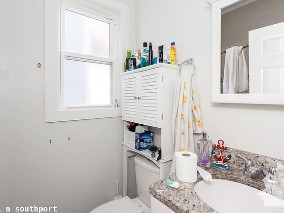 2nd image of 3121 N Southport Ave #818